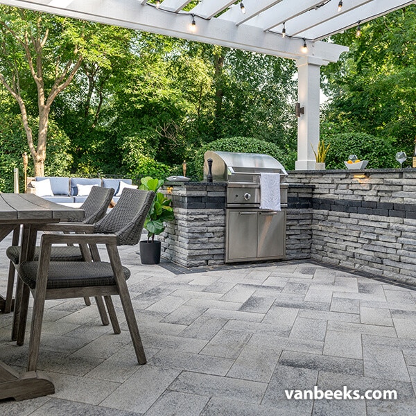Unilock Umbriano Concrete Coping